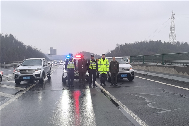 f50d1b2bb854429598e6574851dfa60f.jpg f50d1b2bb854429598e6574851dfa60f.jpg